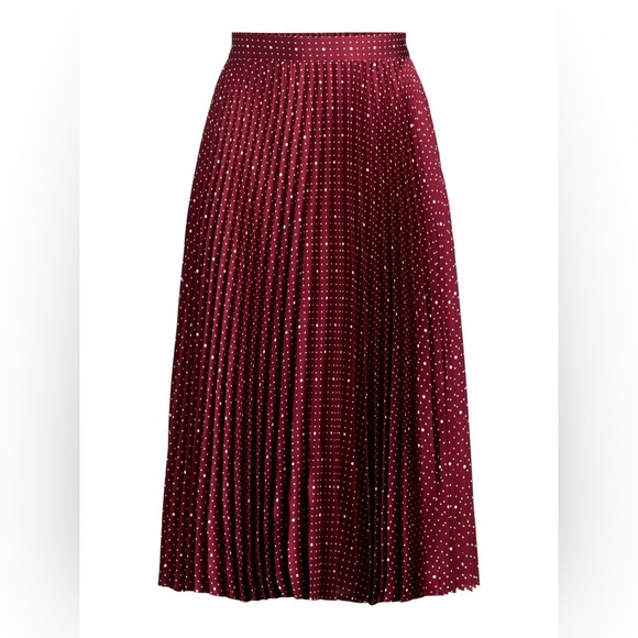 NWT Free Assembly Elegant Burgundy Pleated Skirt Women’s Size Small - Picture 5 of 7